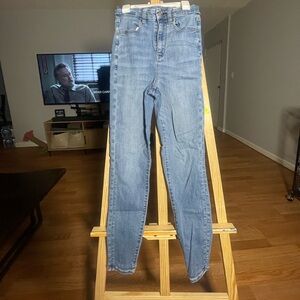 American Eagle Outfitters Medium Blue High Rise Skinny Jeans